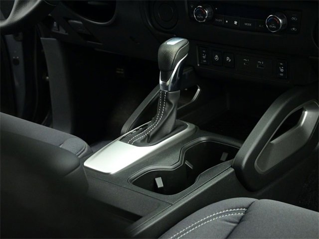 Used 2024 Nissan Frontier SV w/ SV Convenience Package image 47