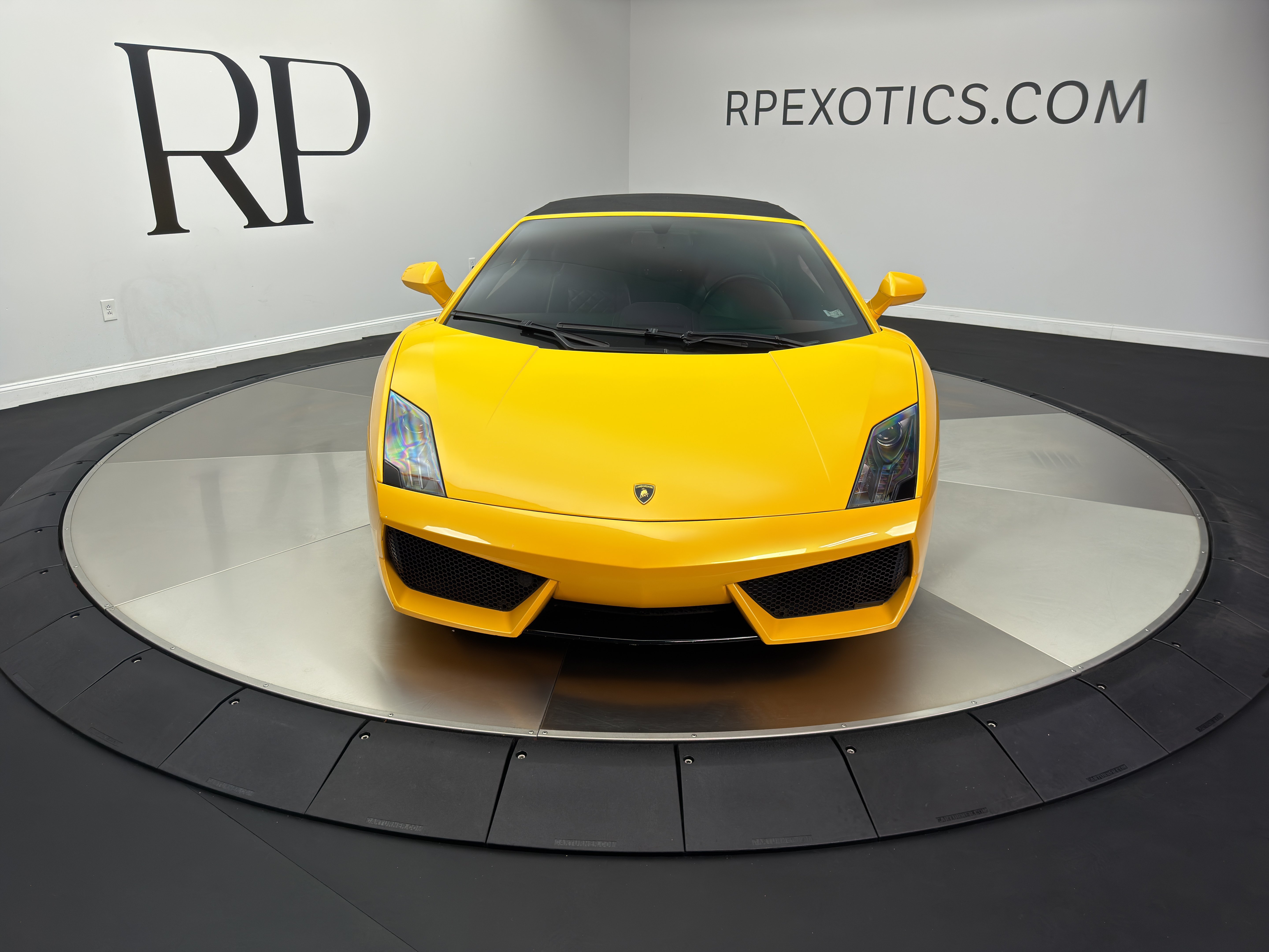 Used 2011 Lamborghini Gallardo LP 560-4 AWD/4WD image 9