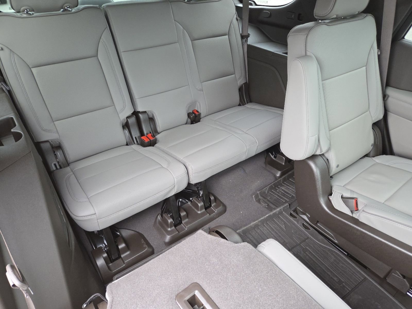 Used 2026 GMC Yukon Elevation image 25