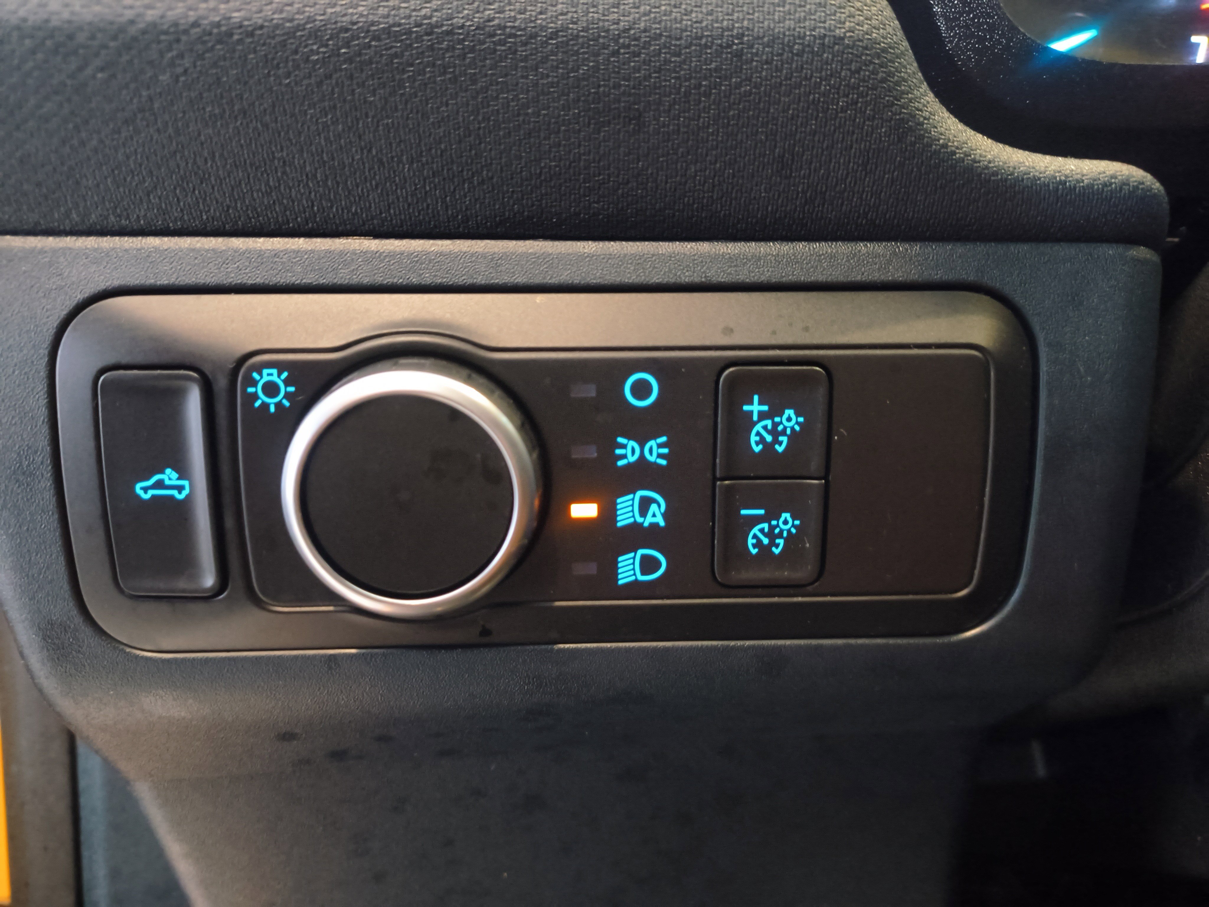 Used 2022 Ford Maverick Lariat w/ Lariat Luxury Package image 14