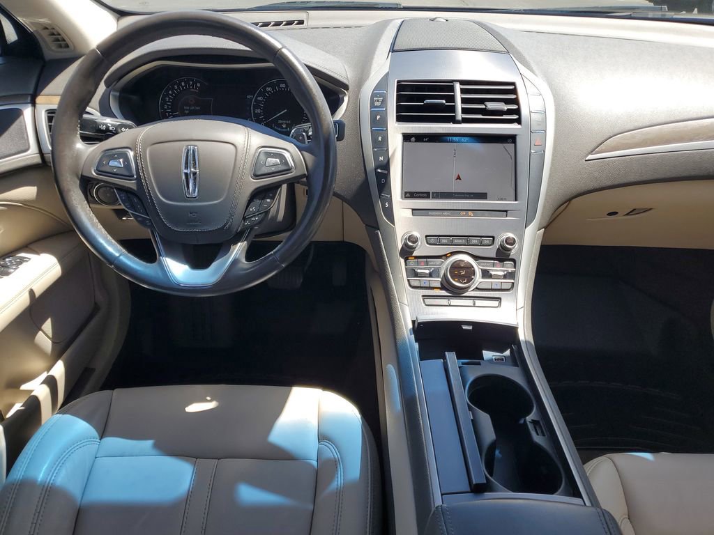 Used 2019 Lincoln MKZ Reserve FWD image 28