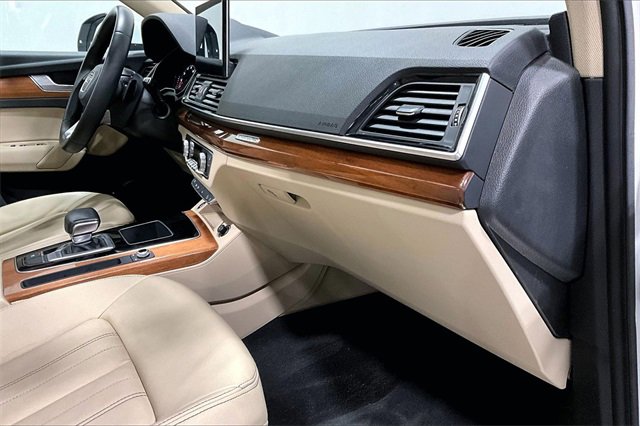 Used 2021 Audi Q5 2.0T Premium image 15