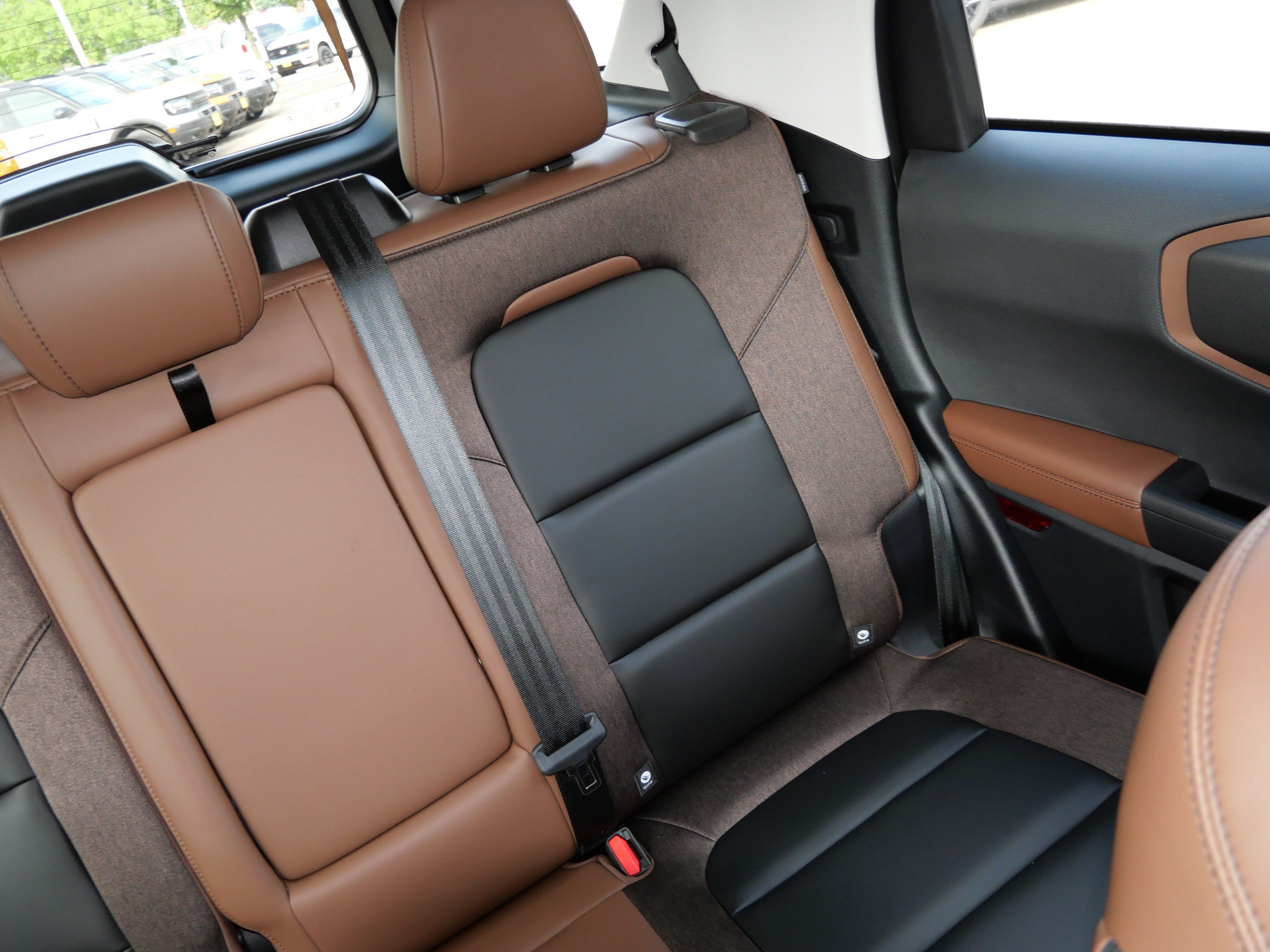 Used 2026 Ford Bronco Sport Outer Banks w/ Outer Banks Tech Package+ AWD/4WD image 14