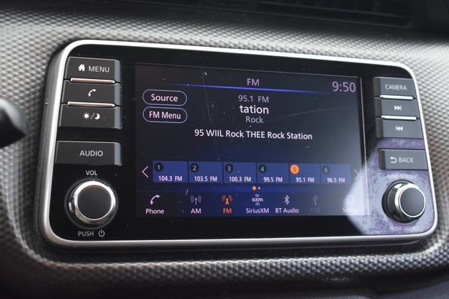 Used 2018 Nissan Kicks SV FWD image 25