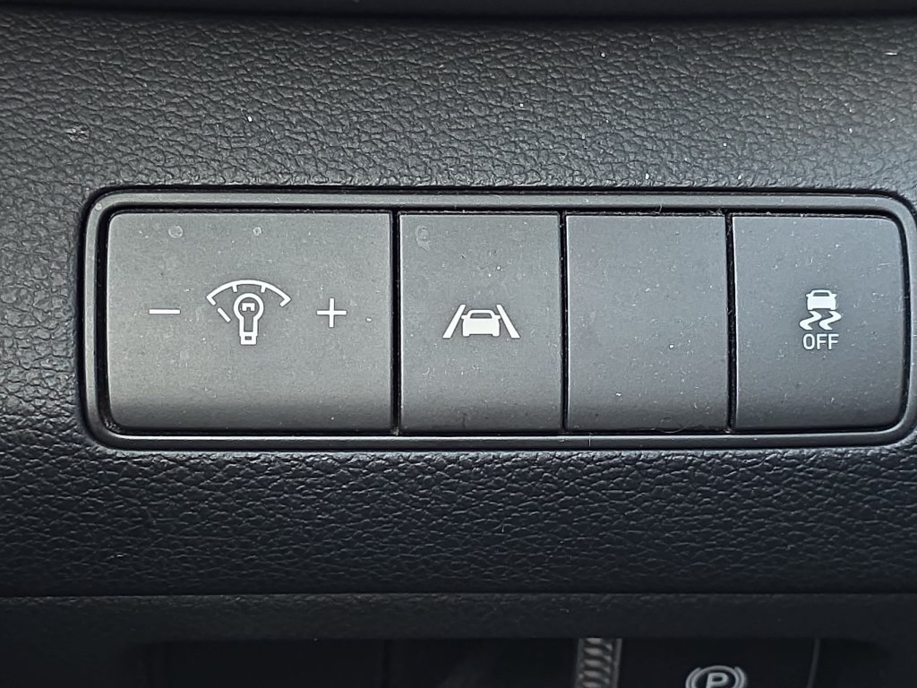 Used 2021 Hyundai Santa Fe SEL FWD image 32