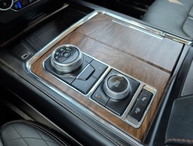 Used 2019 Ford Expedition Platinum AWD/4WD image 29