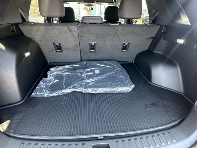 New 2026 GMC Terrain Elevation w/ LPO, Floor Liner Package image 7