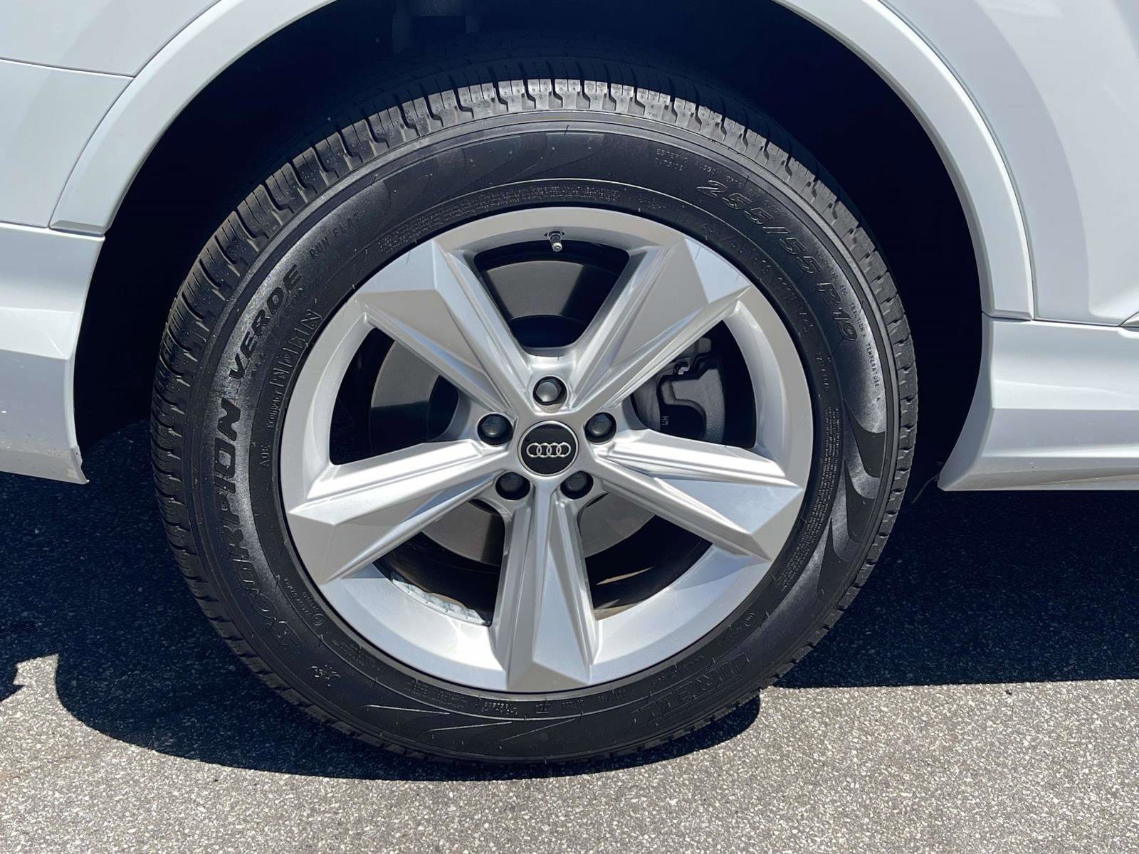 Certified 2023 Audi Q7 2.0T Premium Plus AWD/4WD image 7