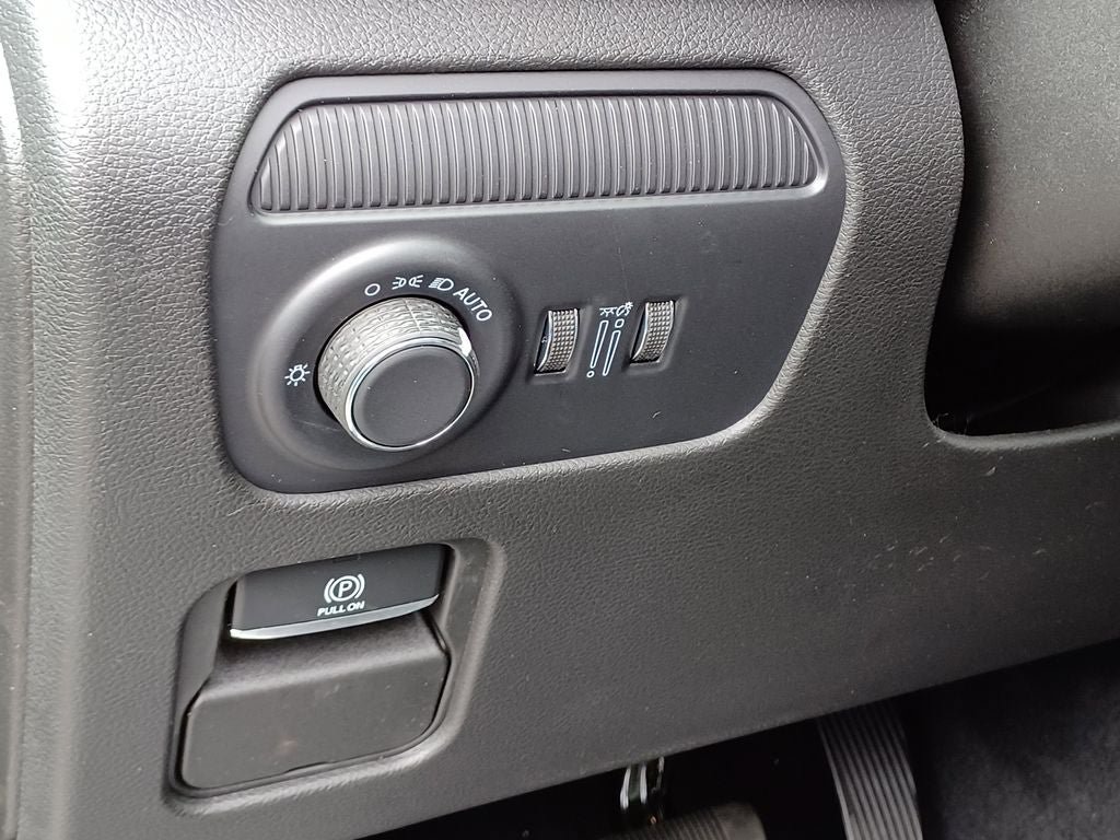 New 2026 Jeep Grand Wagoneer Limited AWD/4WD image 13