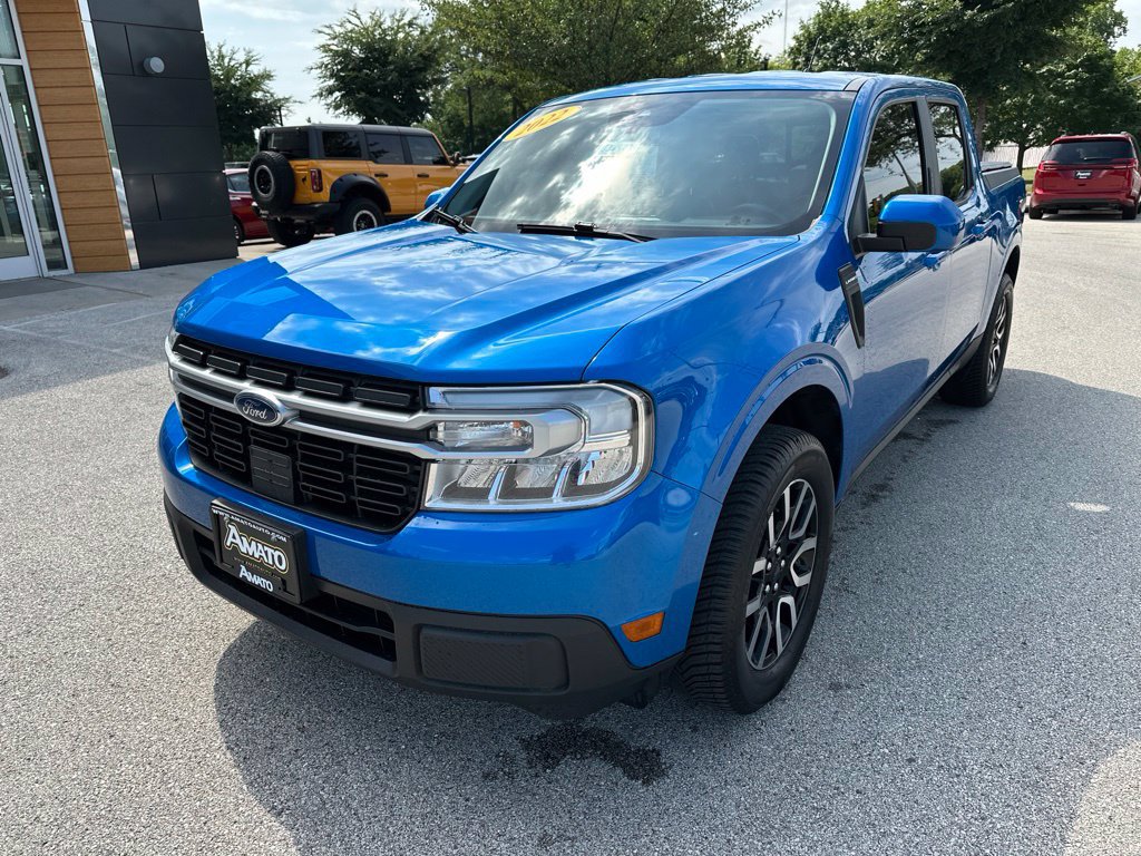 Used 2022 Ford Maverick Lariat w/ Lariat Luxury Package AWD/4WD image 2