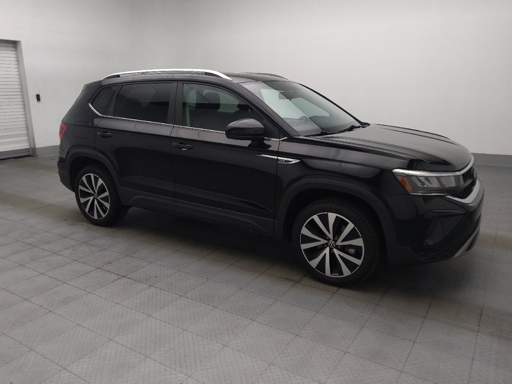 Used 2022 Volkswagen Taos SE FWD image 11