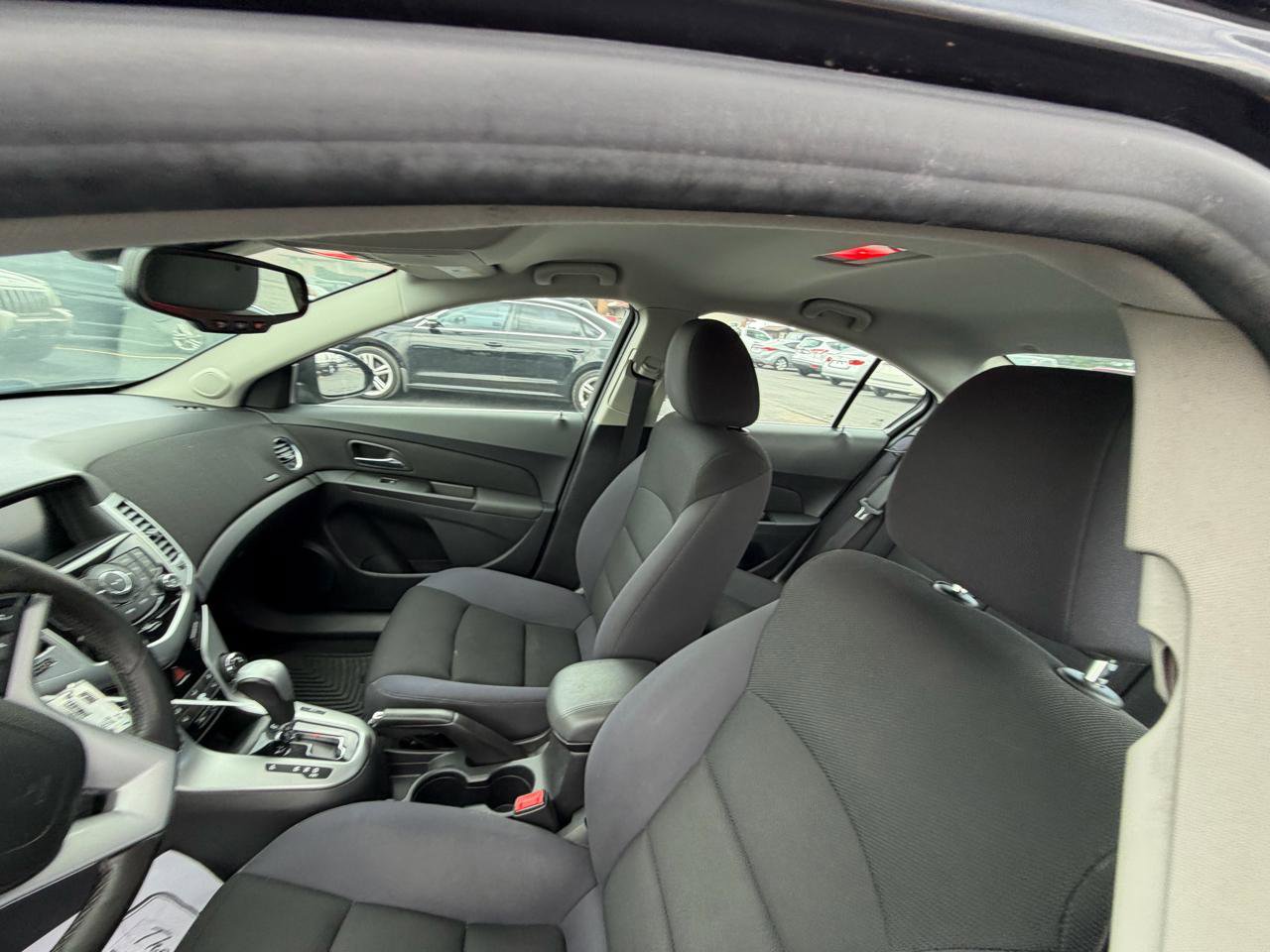 Used 2014 Chevrolet Cruze LT FWD image 8