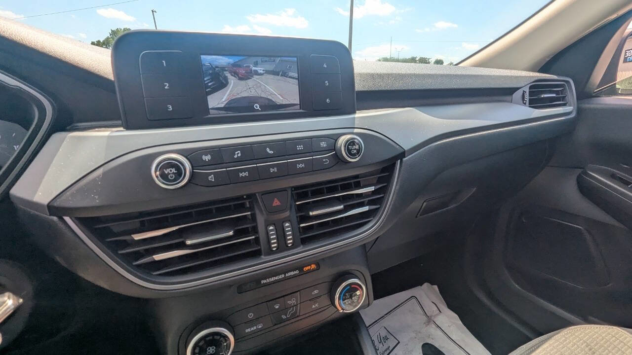 Used 2020 Ford Escape S FWD image 18