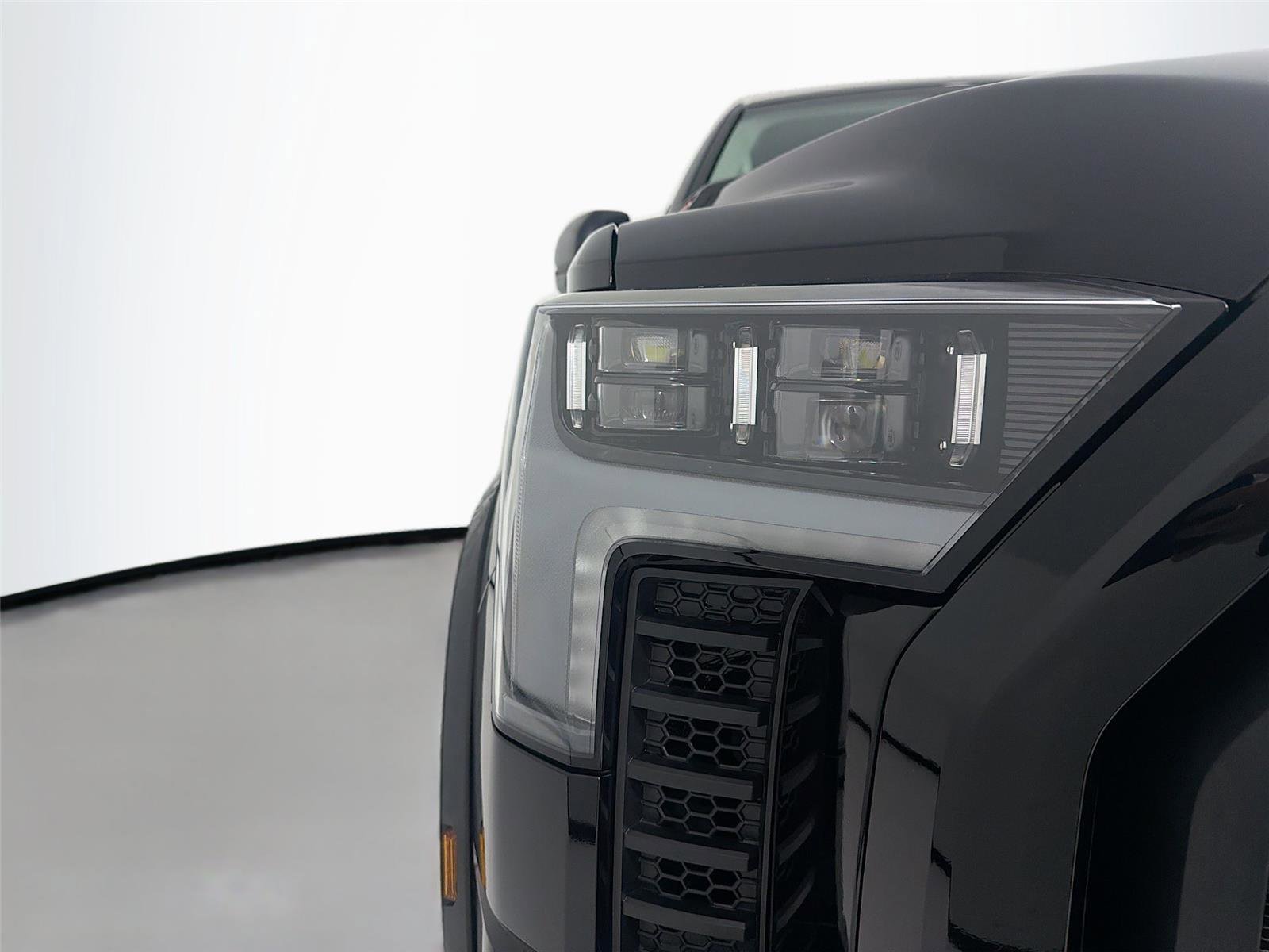 Used 2022 Toyota Tundra TRD Pro AWD/4WD image 28