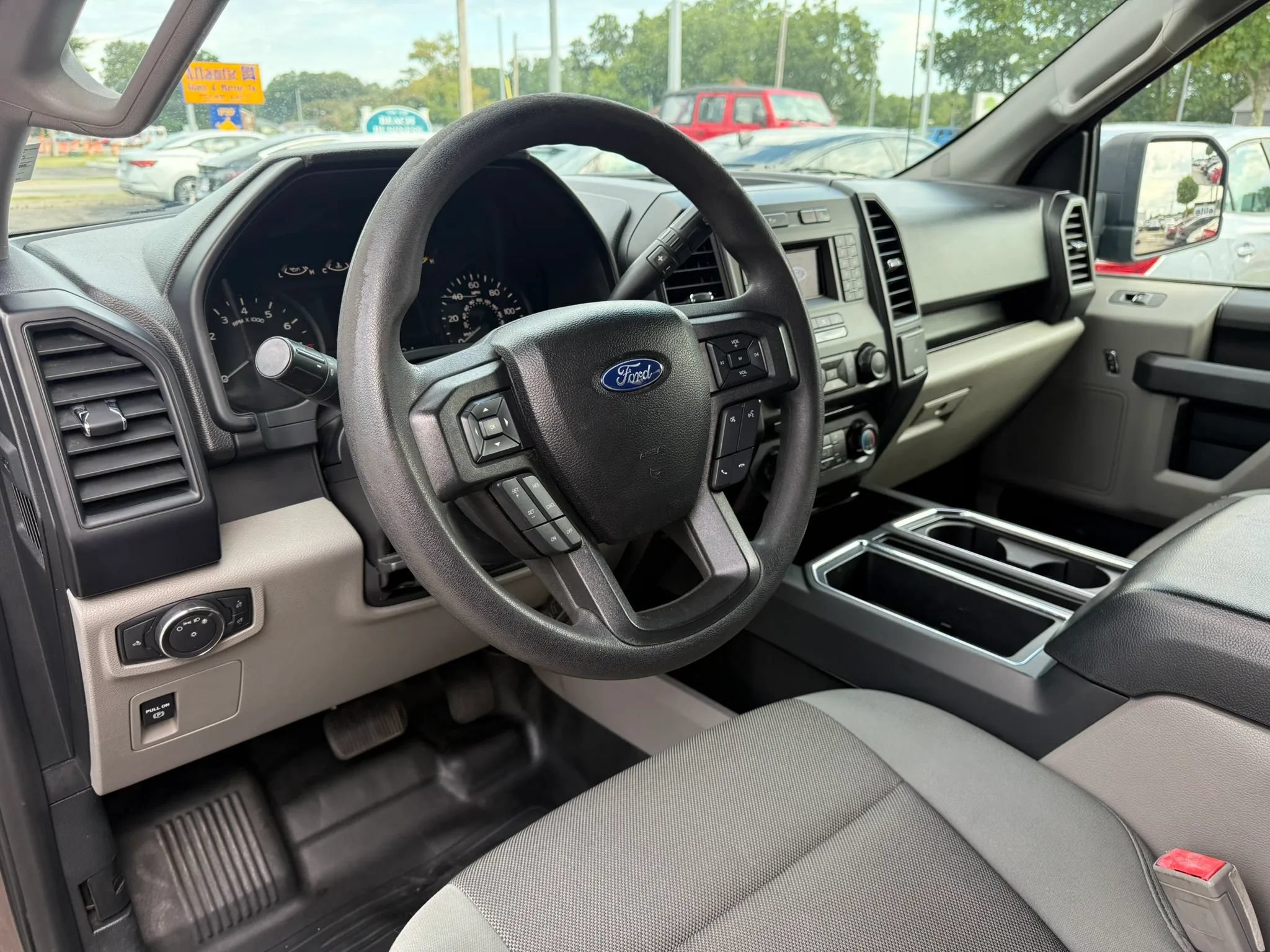 Used 2018 Ford F150 XL w/ Equipment Group 101A Mid AWD/4WD image 17