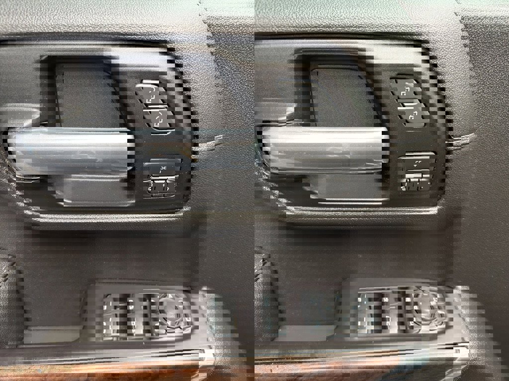 Used 2019 GMC Sierra 1500 SLT w/ SLT Convenience Package image 22