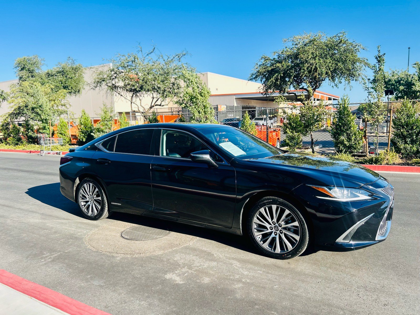 Used 2021 Lexus ES 300h w/ Premium Package FWD image 8