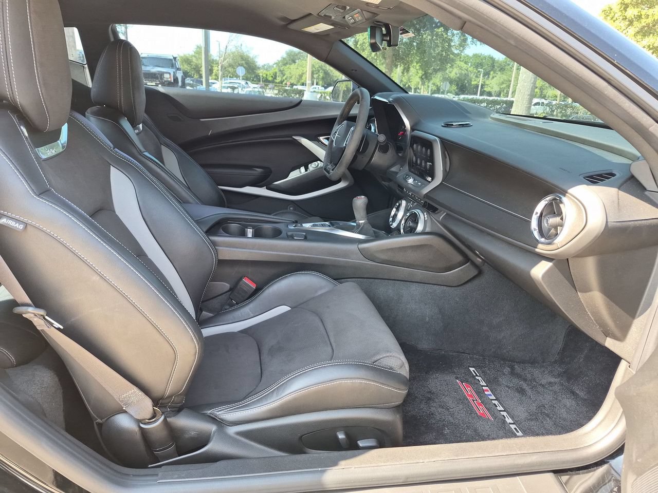 Used 2022 Chevrolet Camaro SS RWD image 21