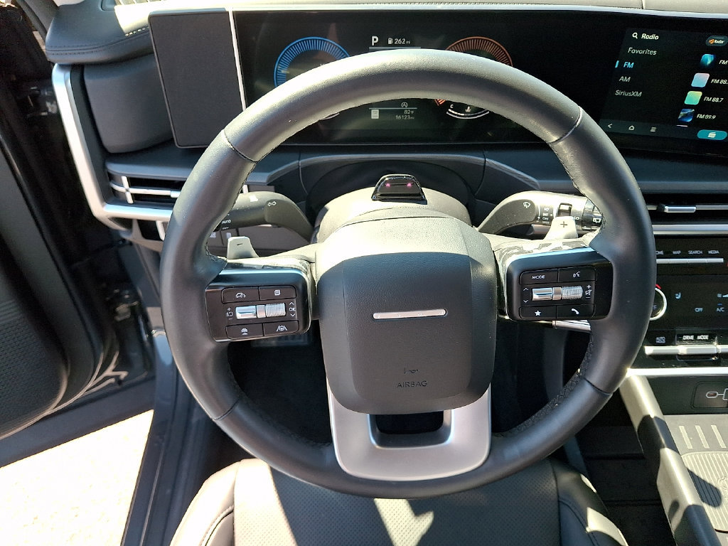 Used 2026 Hyundai Santa Fe SEL FWD image 18