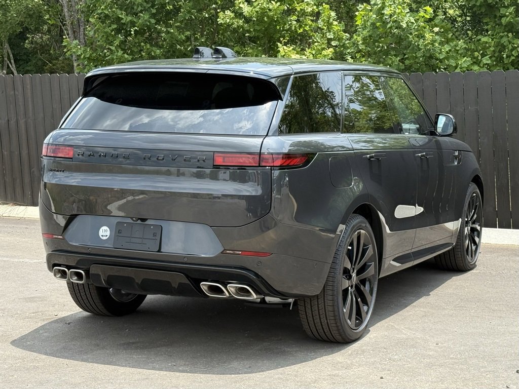 New 2025 Land Rover Range Rover Sport Dynamic SE image 6
