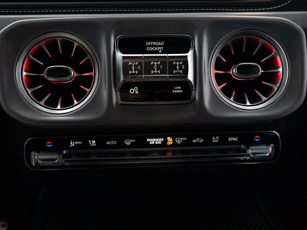 Used 2025 Mercedes-Benz G 63 AMG 4MATIC image 36