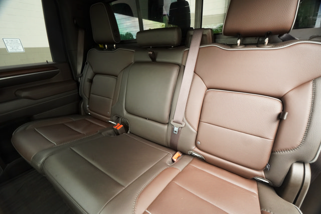 Used 2025 GMC Sierra 2500 Denali w/ Denali Reserve Package AWD/4WD image 27