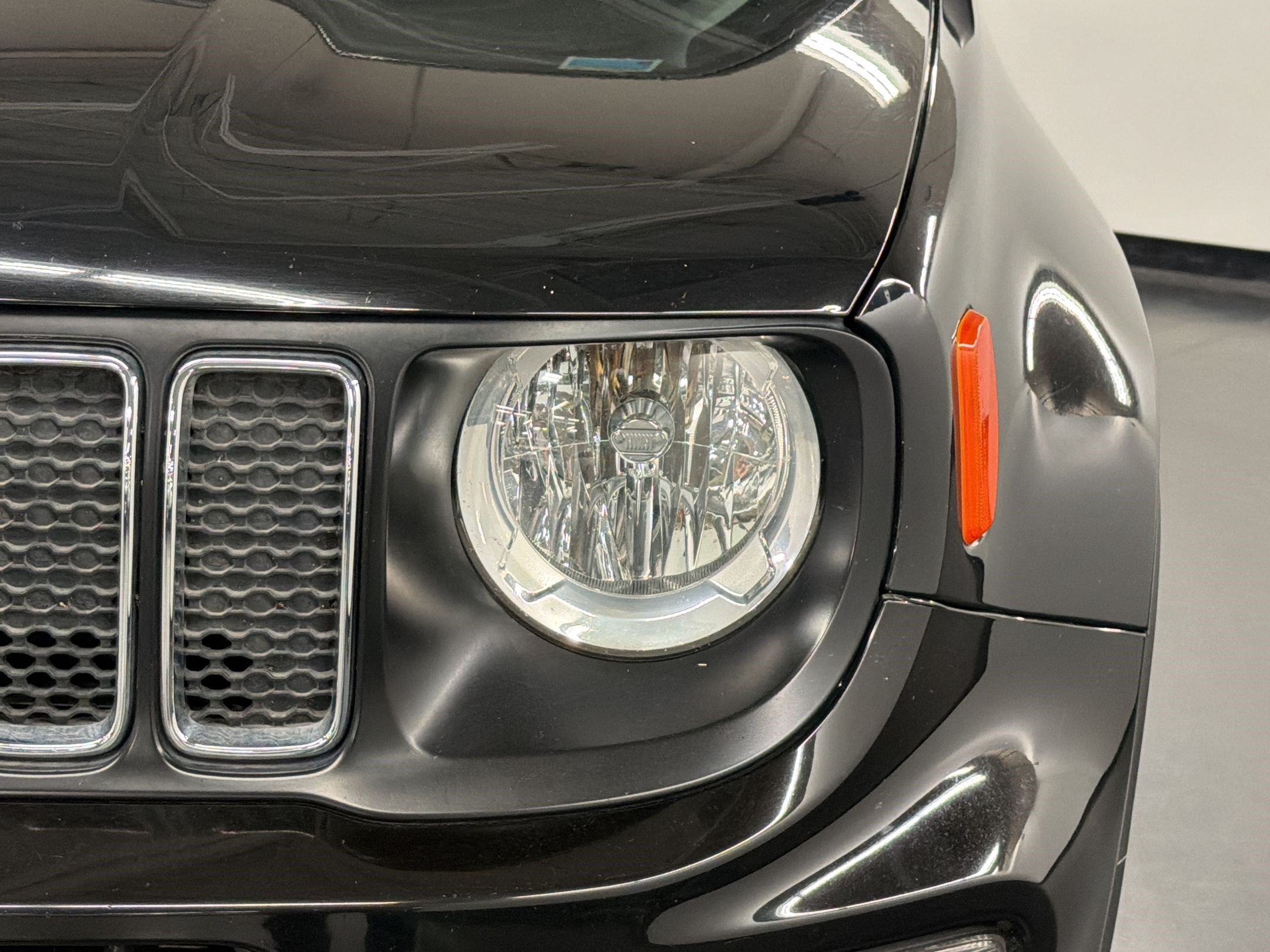 Used 2019 Jeep Renegade Sport FWD image 11