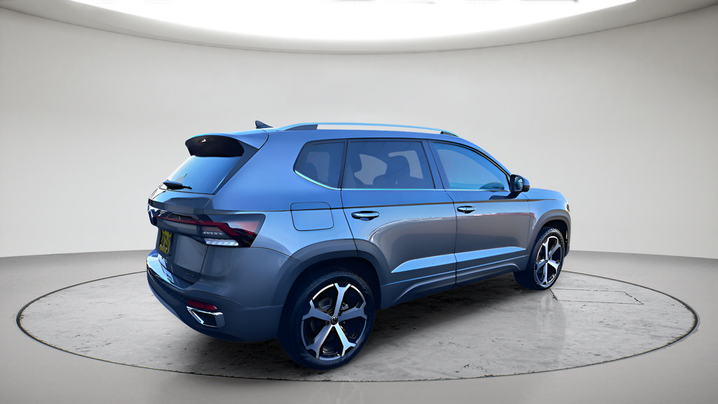 New 2025 Volkswagen Taos SEL AWD/4WD image 3