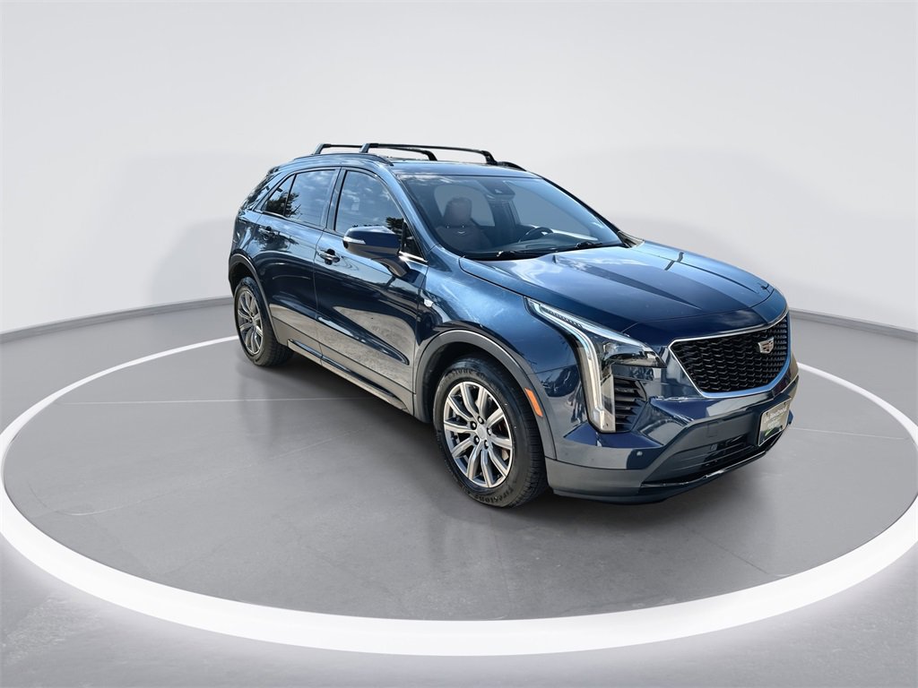 Used 2021 Cadillac XT4 Sport image 2