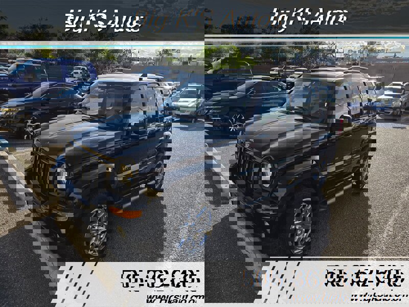 Used 2003 Jeep Liberty Limited image 3