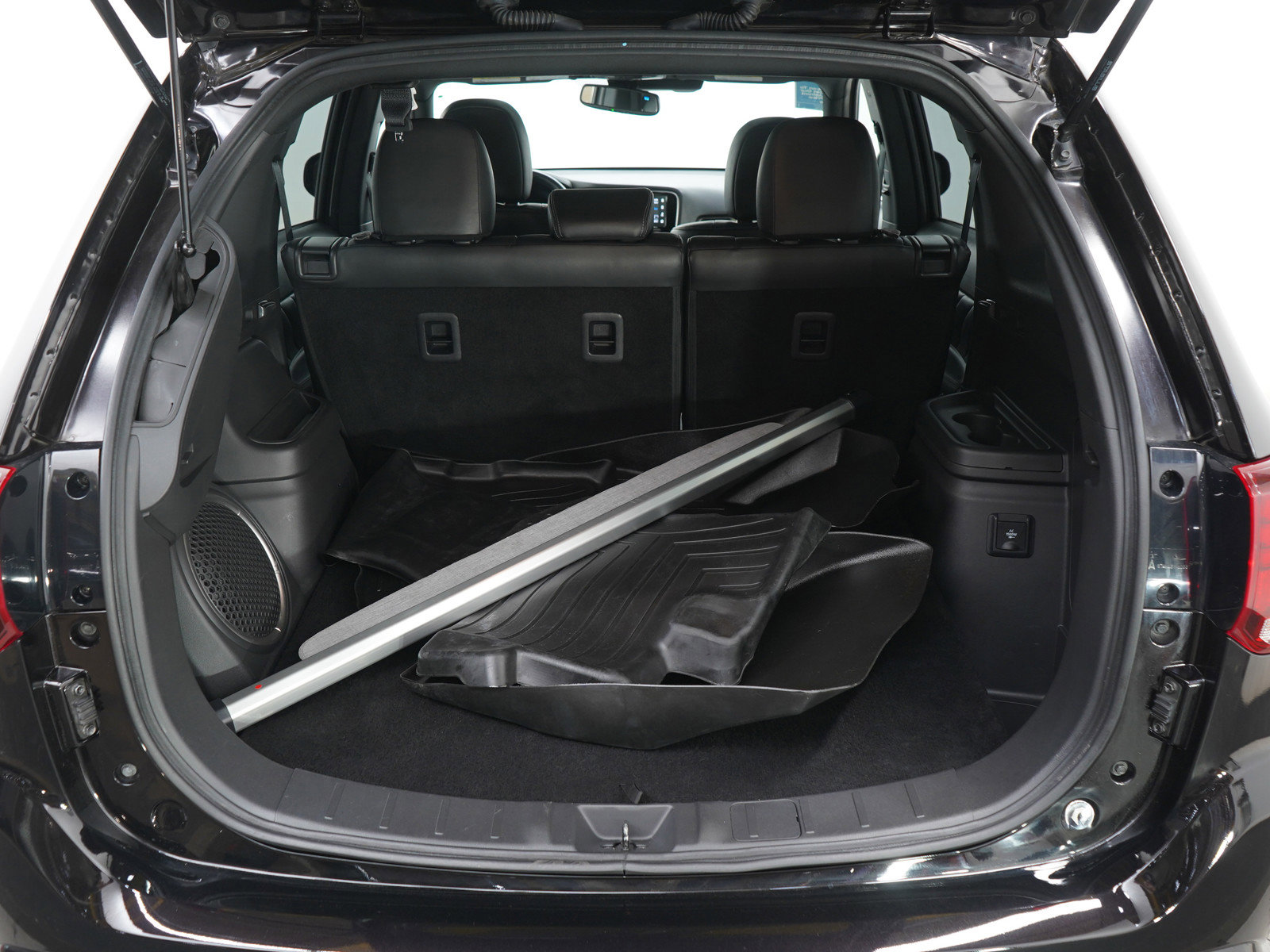 Used 2019 Mitsubishi Outlander GT AWD/4WD image 17