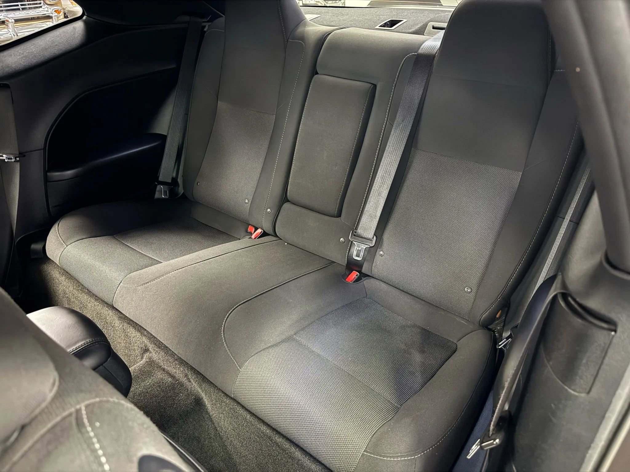 Used 2015 Dodge Challenger R/T Scat Pack w/ Driver Convenience Group image 13