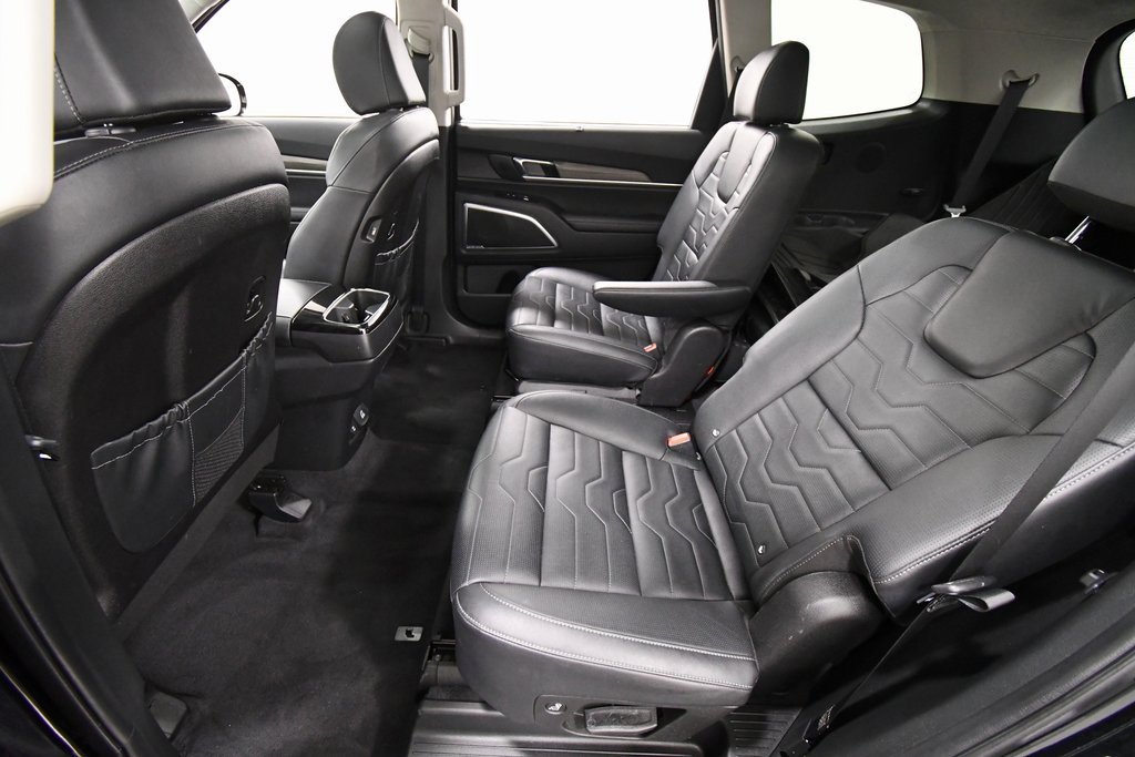 Certified 2022 Kia Telluride SX w/ SX Prestige Package image 19