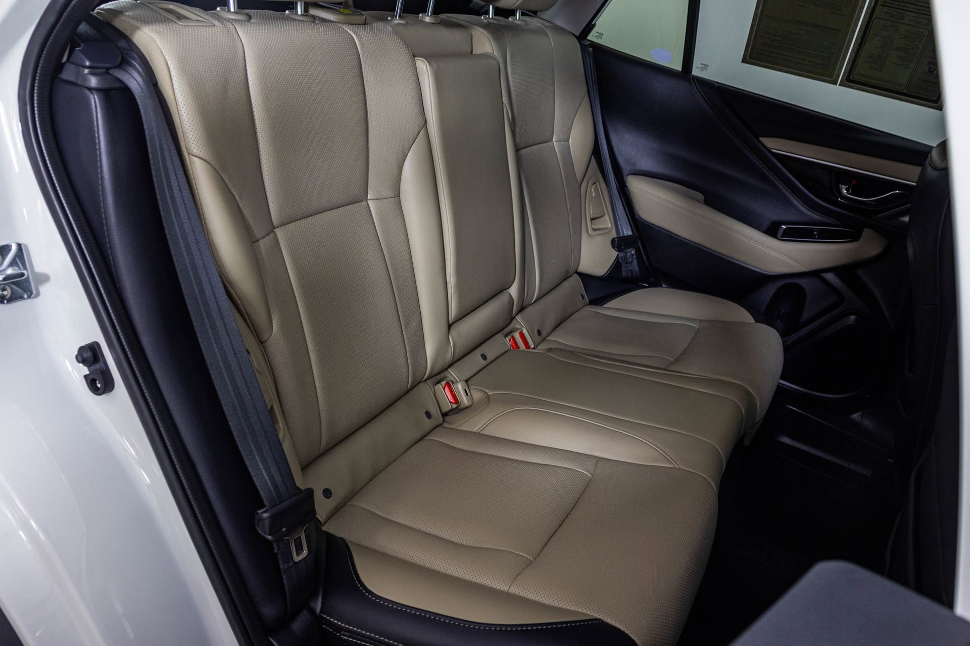 Used 2025 Subaru Outback Limited image 44