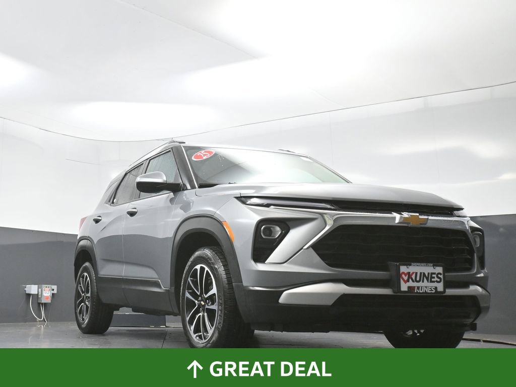 Used 2025 Chevrolet TrailBlazer LT AWD/4WD image 53