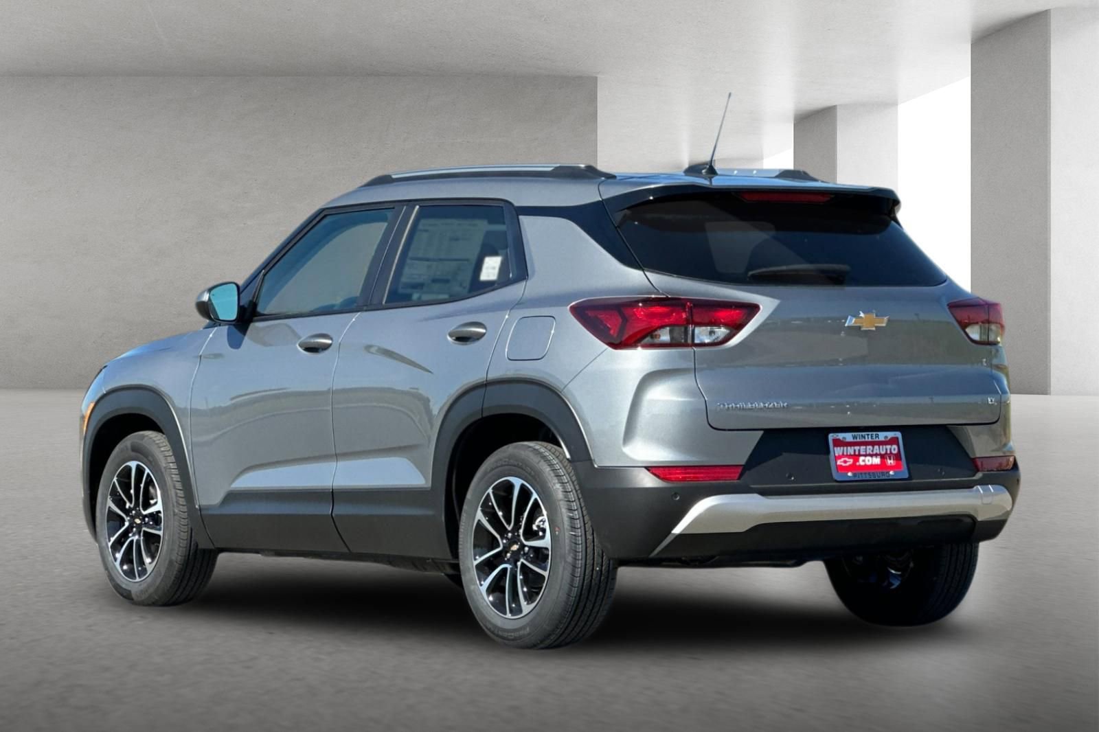 New 2026 Chevrolet TrailBlazer LT w/ LT Cold Weather Package FWD image 6