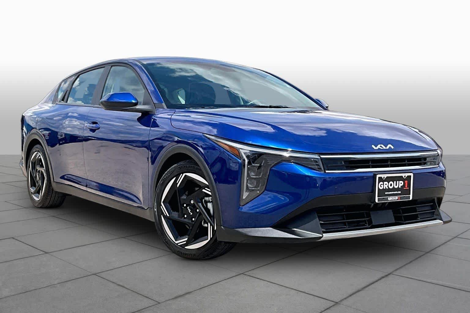 Used 2025 Kia K4 EX FWD image 3