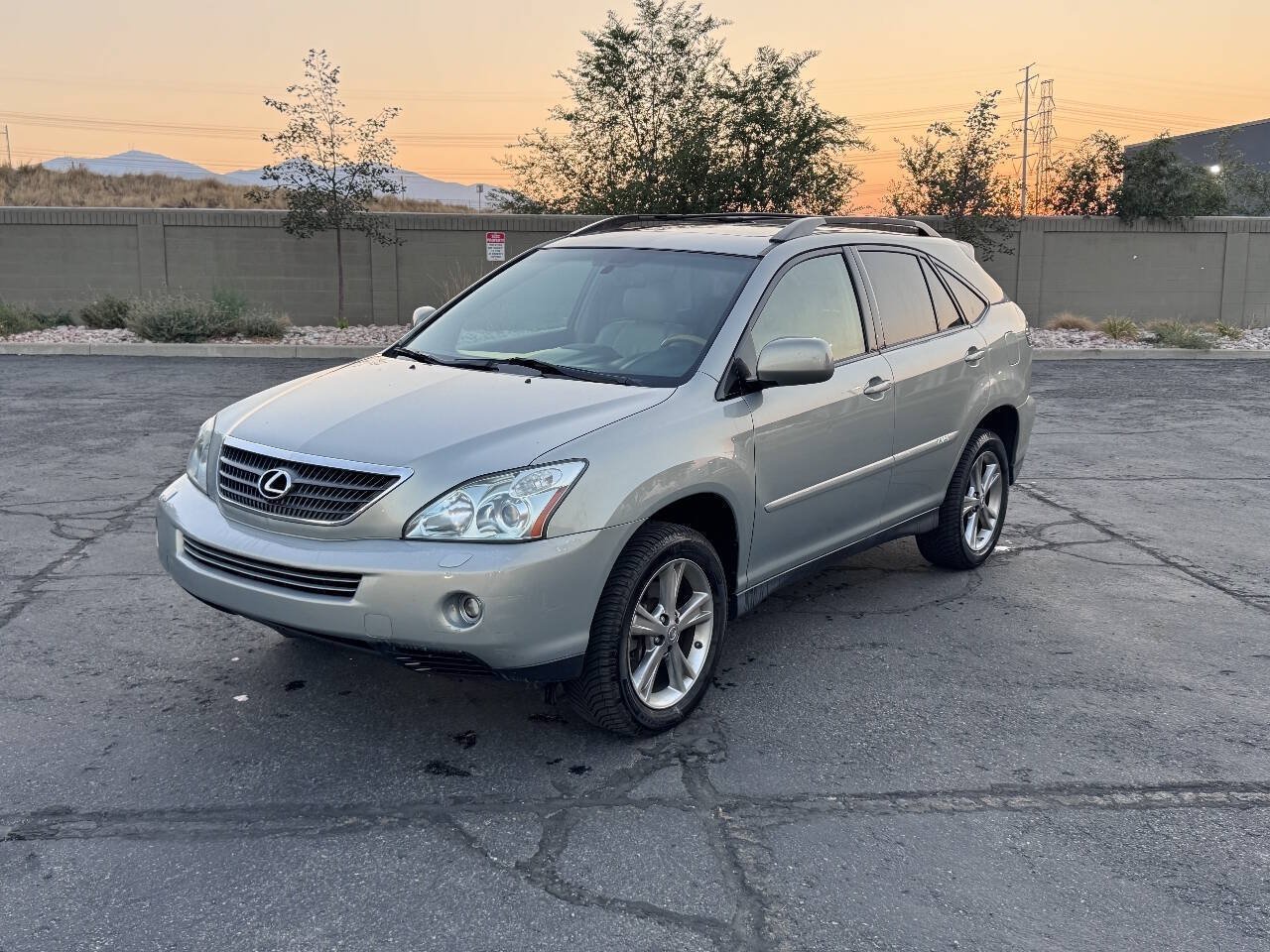 Used 2007 Lexus RX 400h AWD image 2