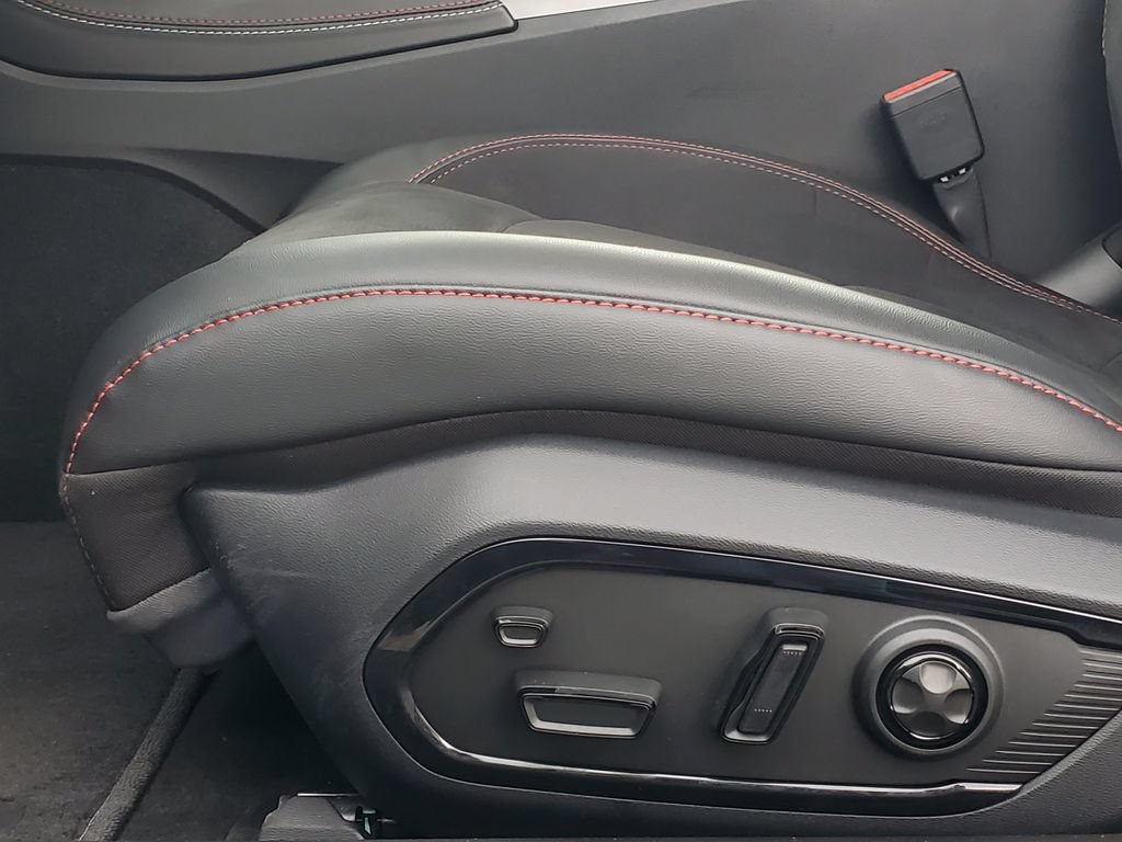 Used 2024 Dodge Charger Daytona Scat Pack w/ Plus Group AWD/4WD image 6