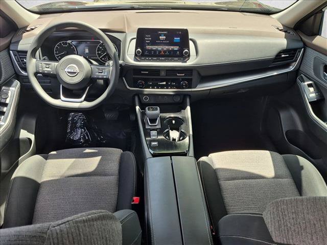 Used 2023 Nissan Rogue SV FWD image 17