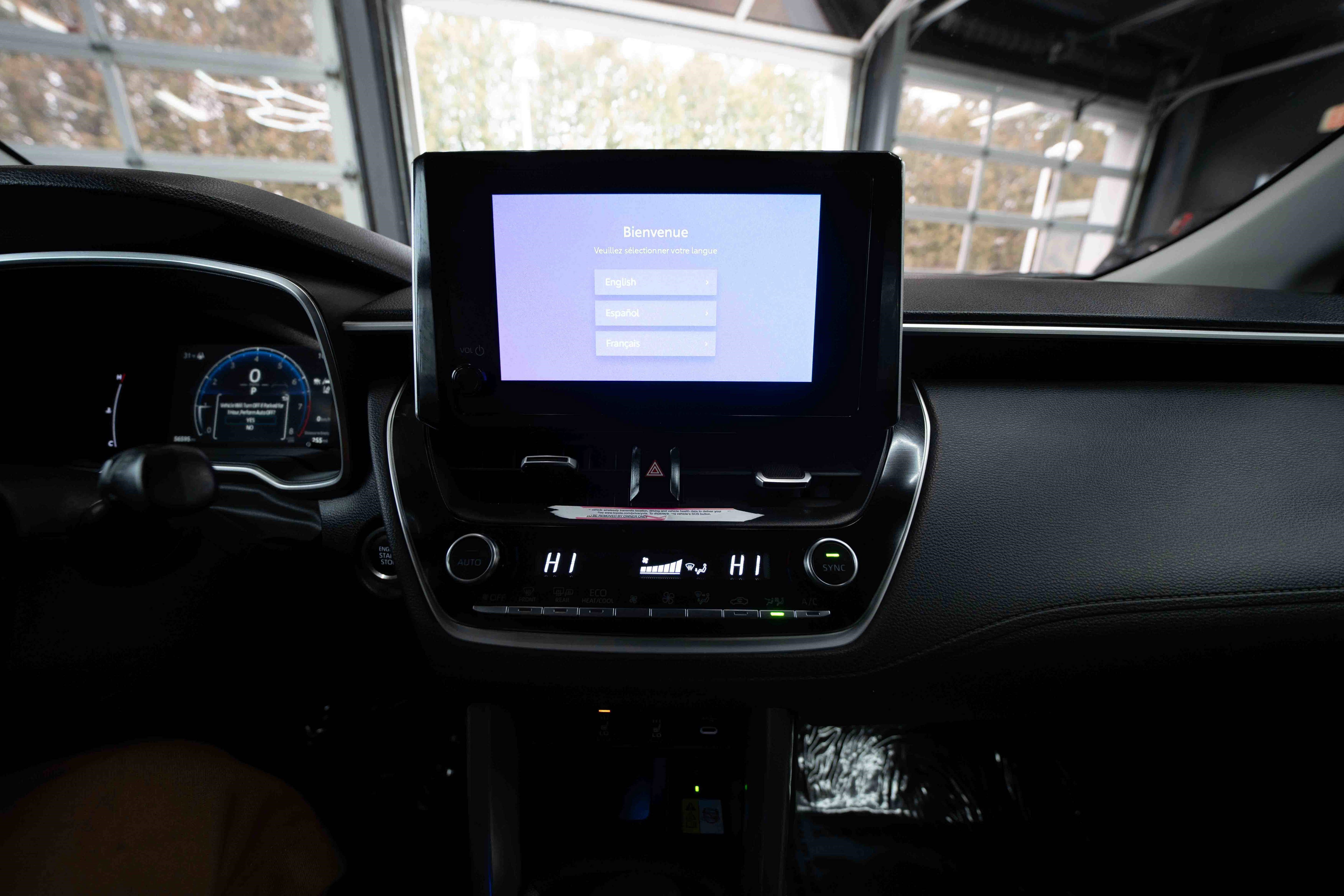 Used 2023 Toyota Corolla Cross XLE image 17