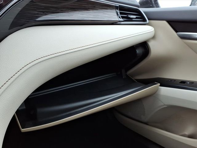 Used 2019 Toyota Camry LE image 30