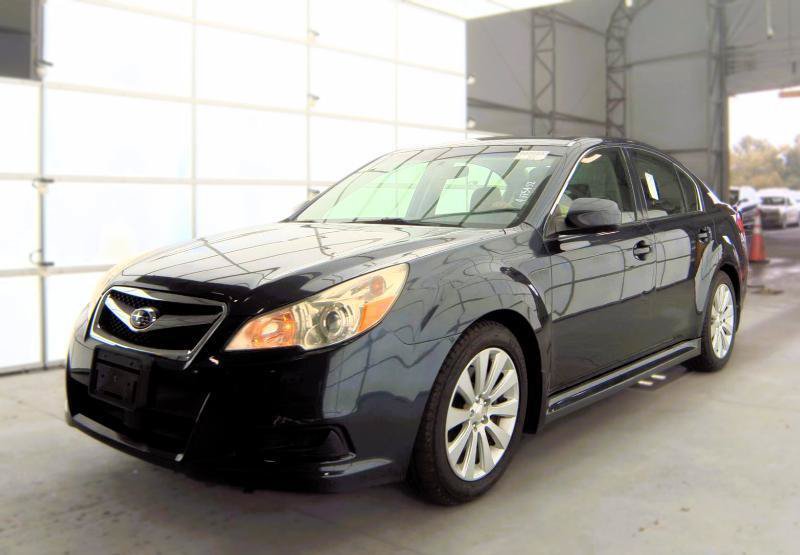 Used 2010 Subaru Legacy 3.6R Limited AWD/4WD image 7