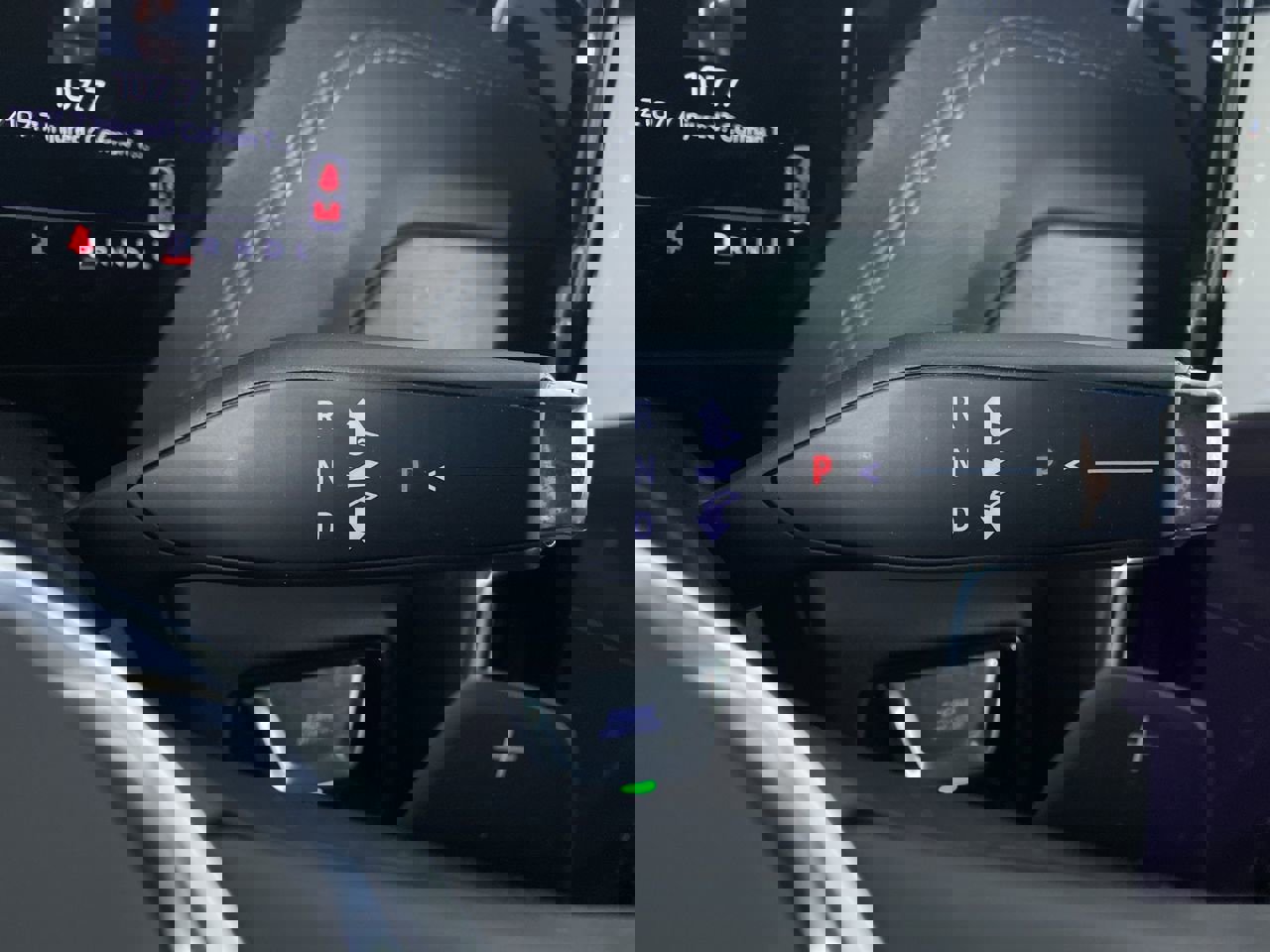 Certified 2025 GMC Yukon Denali image 8