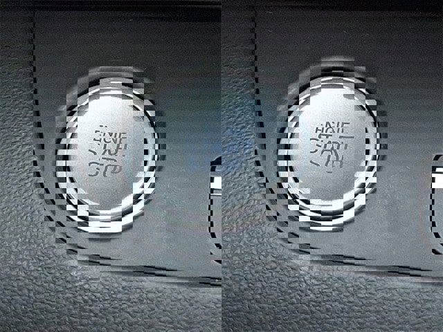 Certified 2024 Hyundai Elantra SEL w/ Convenience Package image 24