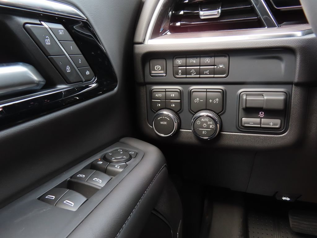 New 2026 Chevrolet Tahoe Z71 w/ Comfort Package image 15