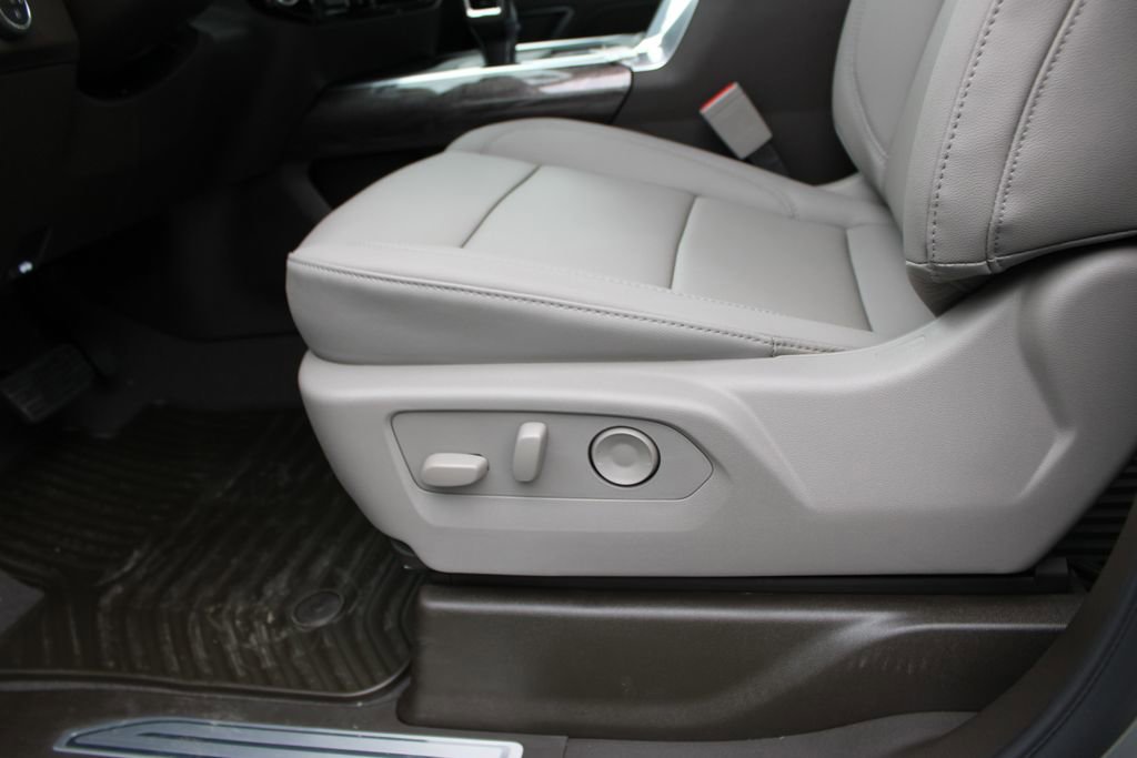 New 2026 Chevrolet Silverado 1500 LTZ w/ Z71 Off-Road Package image 18