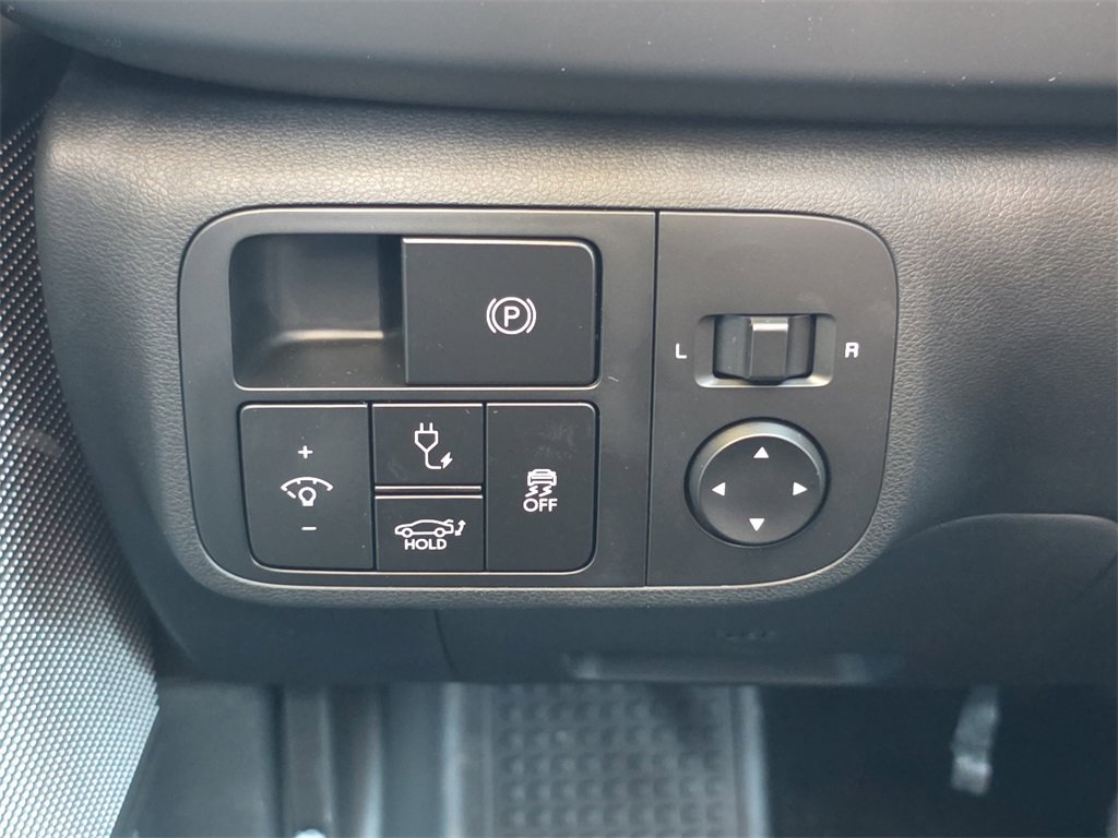 New 2023 Hyundai Ioniq 6 SEL image 24