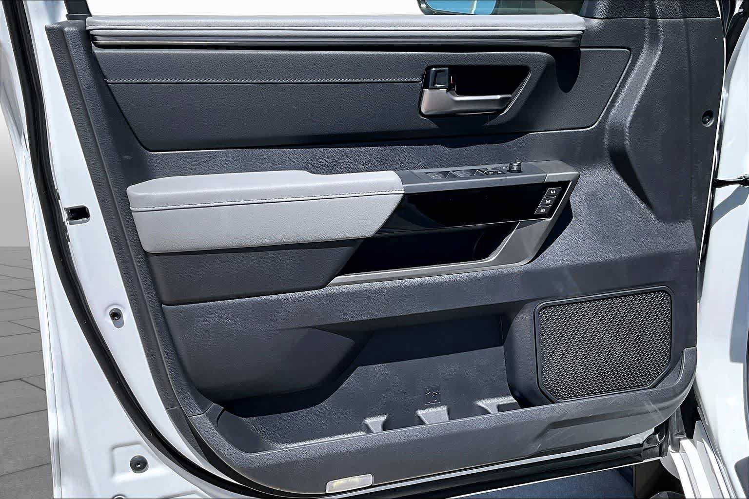 New 2026 Toyota Tundra Limited AWD/4WD image 10