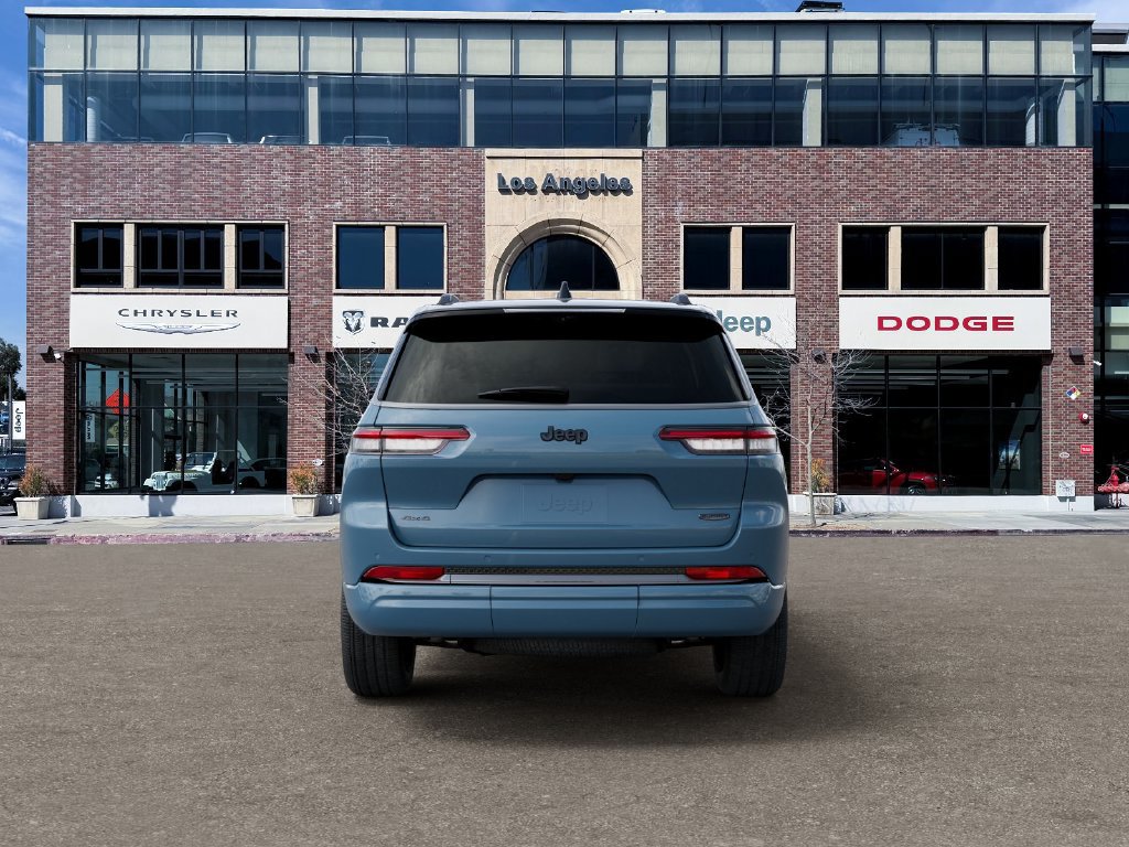 New 2027 Jeep Grand Cherokee L Summit AWD/4WD image 7